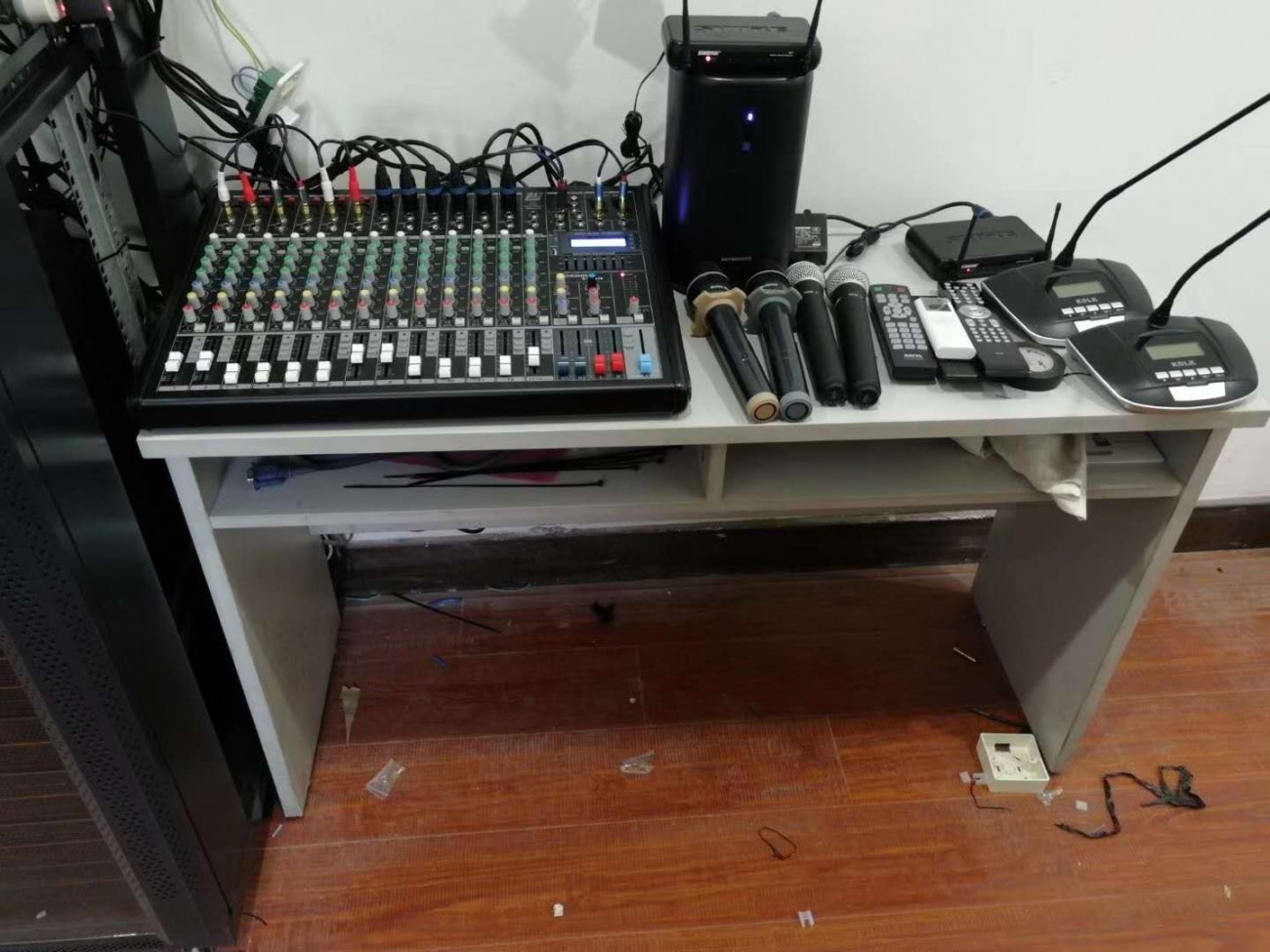 ���������5